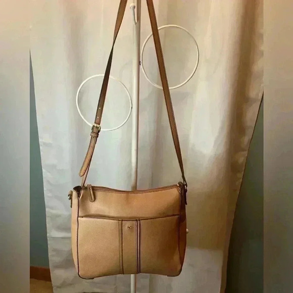 Liz Claiborne Crossbody Handbag - Picture 3 of 8